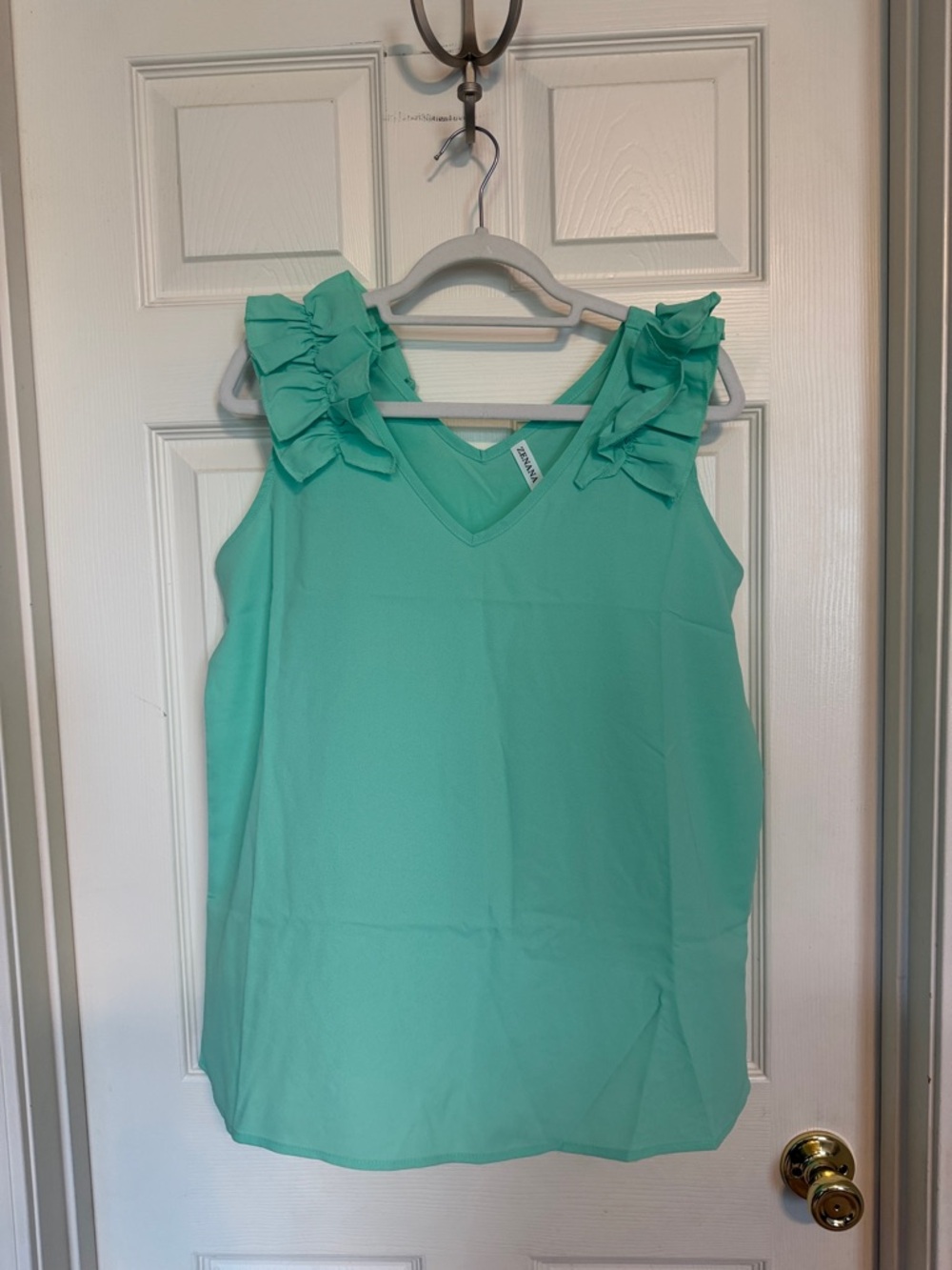 Zenana Outfitters Mint Ruffle Shoulder V-Neck Camisole ⭐️NWOT⭐️
